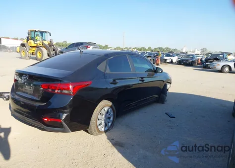 2022 Hyundai Accent Se z USA, uszkodzony, nr VIN 3KPC24A62NE174099